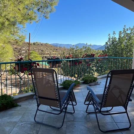 Hébergement de vacances House On A Hill With Stunning Views Near Troodos