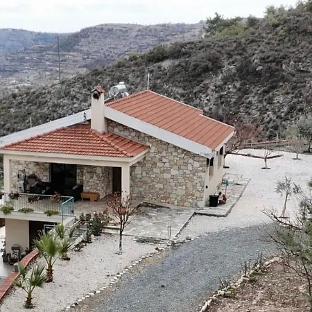 Casa de Férias House On A Hill With Stunning Views Near Troodos *