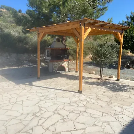 House On A Hill With Stunning Views Near Troodos Silikou