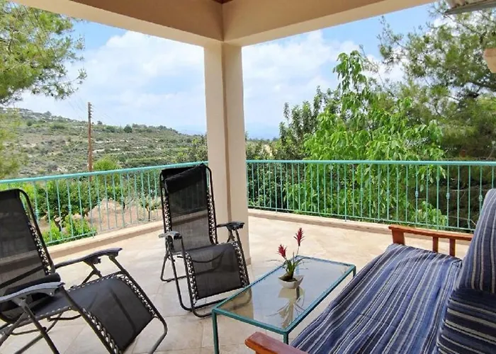 House On A Hill With Stunning Views Near Troodos